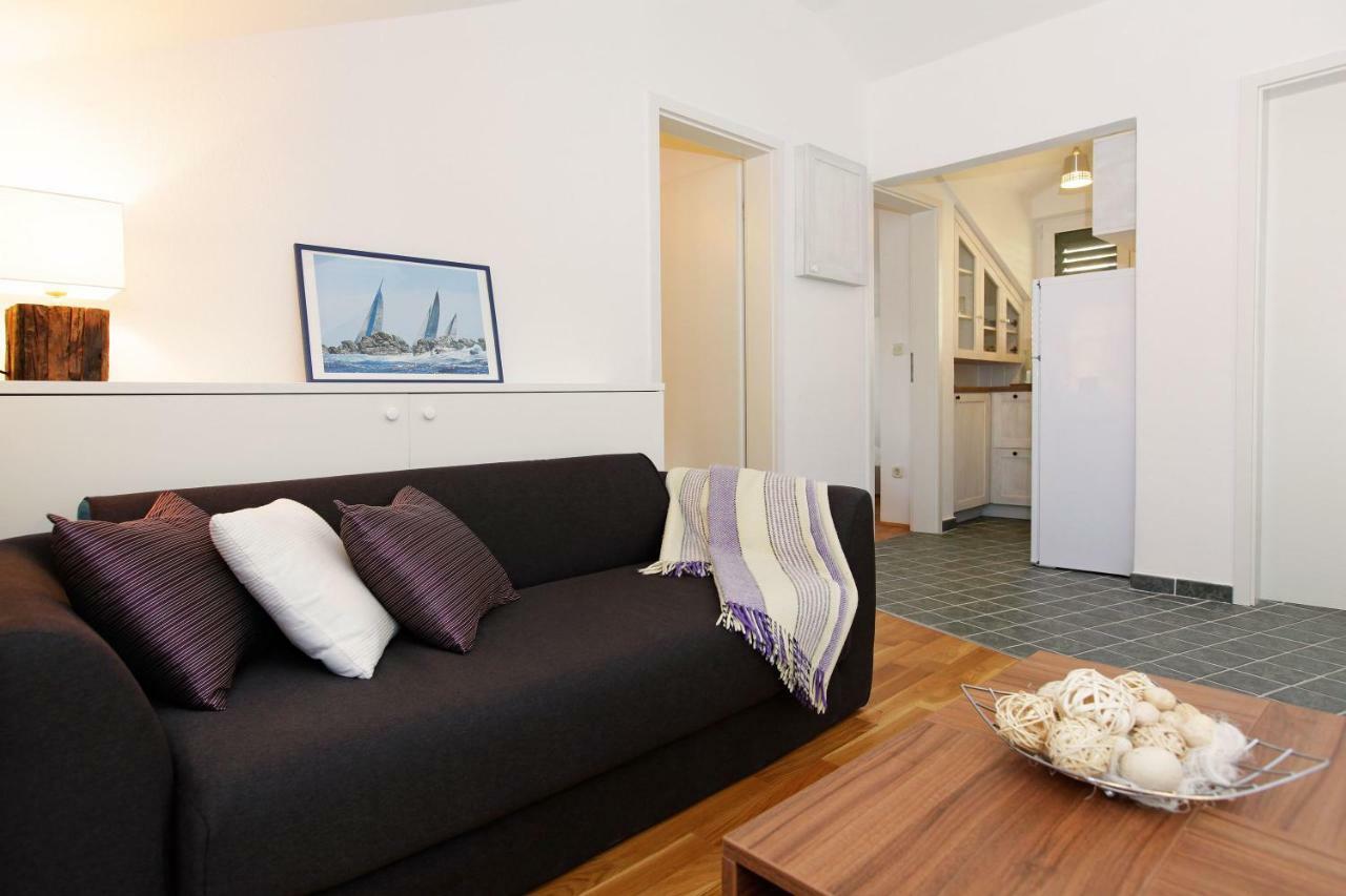 Superb Penthouse Luna Bol Exterior photo